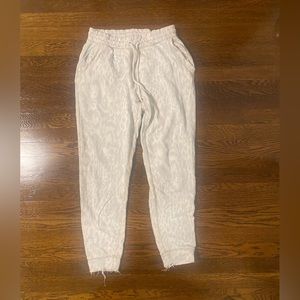 Leopard sweats